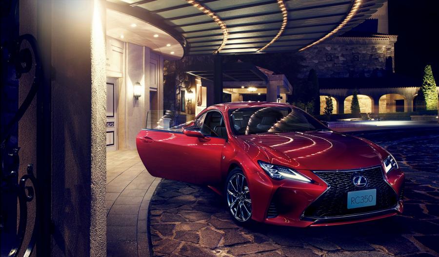  Lexus RC350 F-Sport 2018 года  (JP) (фото 1 из 2)